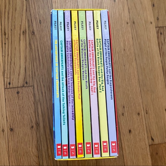 Captain Underpants Paperback Box Set - Picture 2 of 4